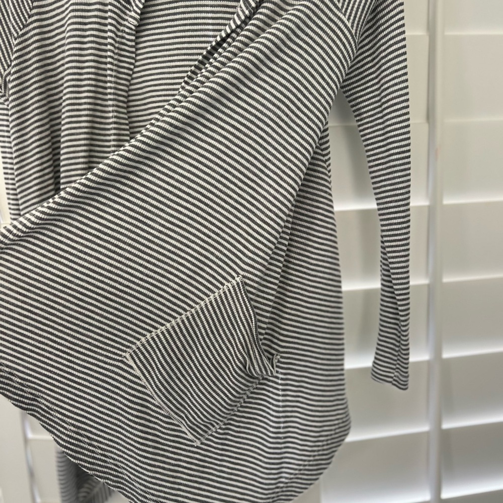 Splendid sweater - Picture 3 of 3
